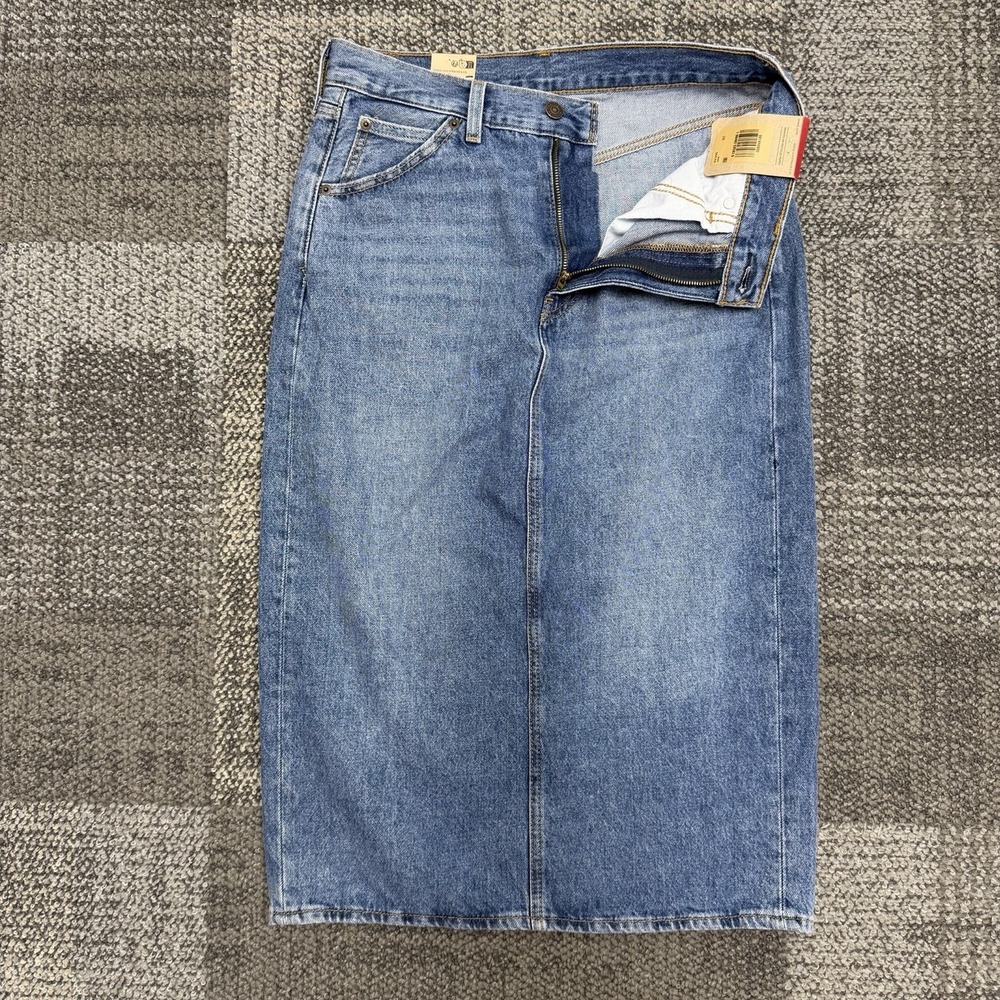 Levi's Denim Skirt 28 High-Rise Back Slit Skirt Medium Wash NEW